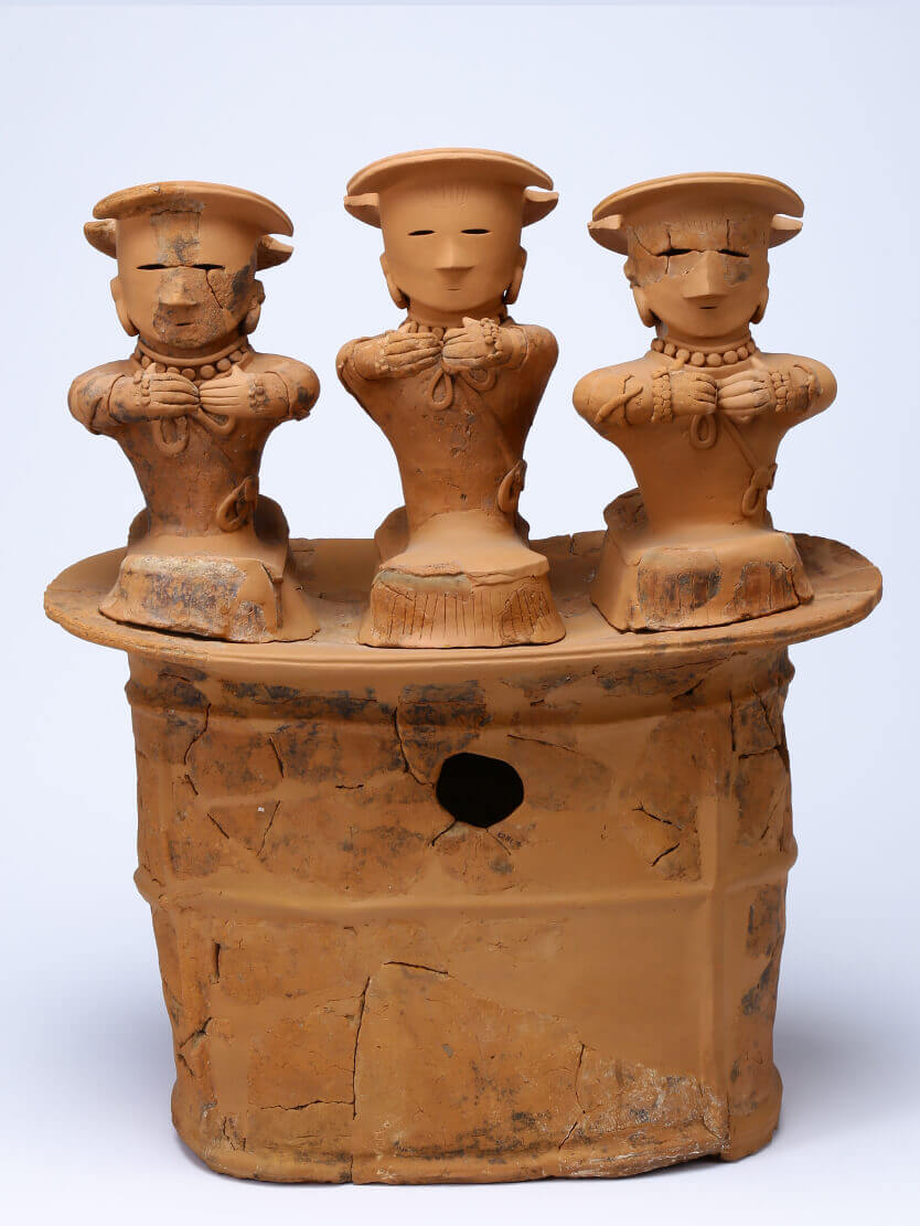 埴輪 埴輪 三人童女 | 群馬県立歴史博物館